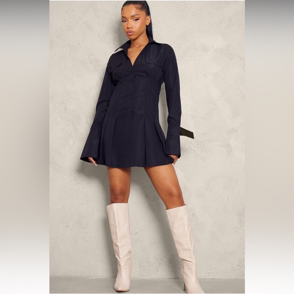 PrettyLittleThing Dresses & Skirts - NWT Poplin Pleated Flared Sleeve Dress